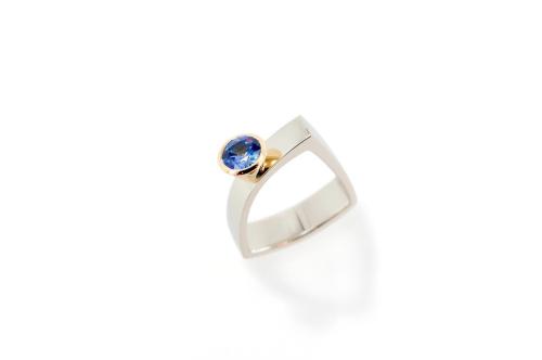 Round Blue Sapphire